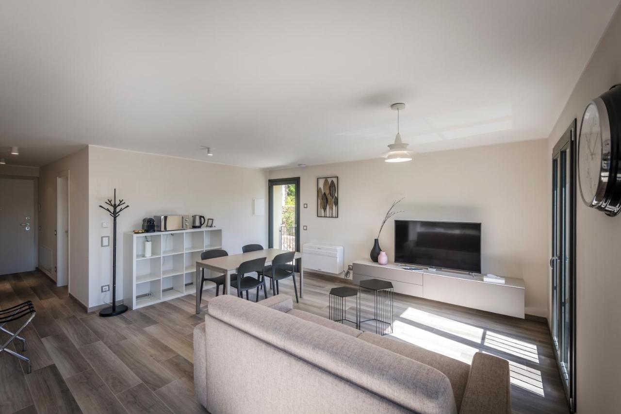 Lugano Suites Gravesano ภายนอก รูปภาพ