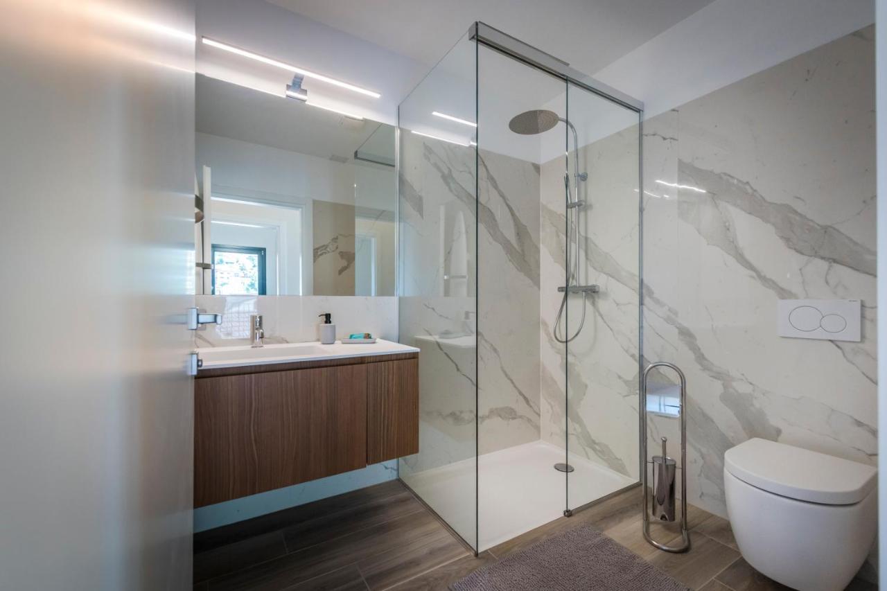 Lugano Suites Gravesano ภายนอก รูปภาพ